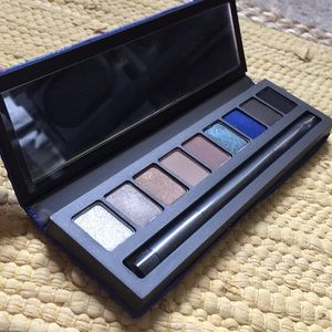 MAC eye shadow pallet perfect condition!!✨